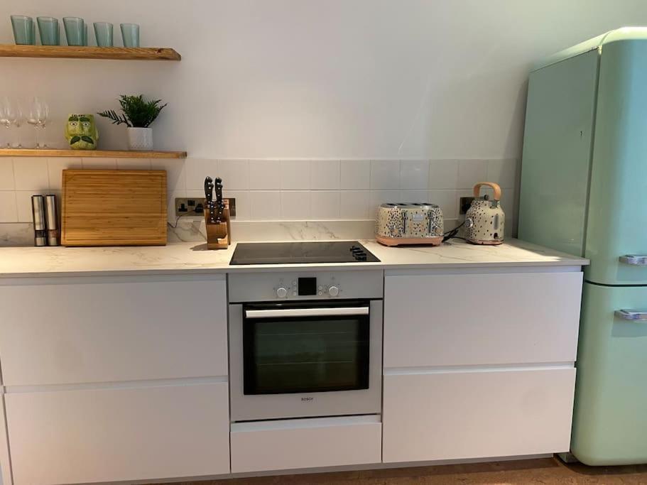 Wolverdene - Entire Ground Floor Flat With Garden Margate Esterno foto